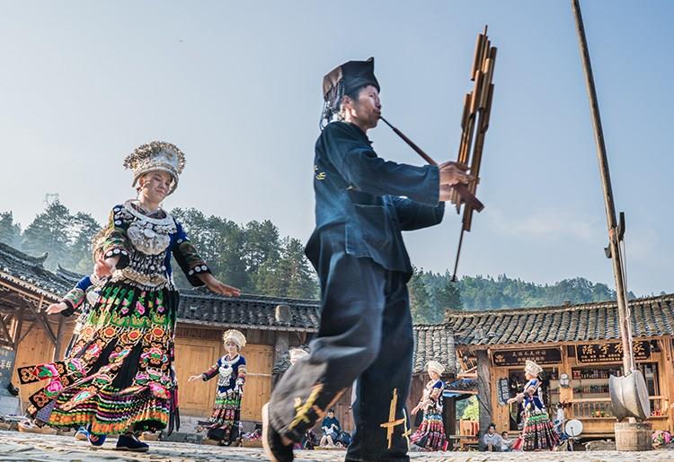 張家界風(fēng)景正好，而您剛好有空